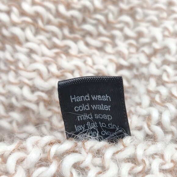 Loose Weave Marled Oatmeal 100% Alpaca Turtleneck Sweater - Picture 8 of 8